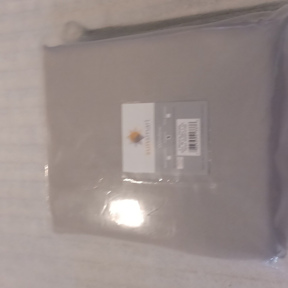 Sun Smart Taren Solid Chunky Black Out   Triple Weave  Curtains  42Inch X95L New